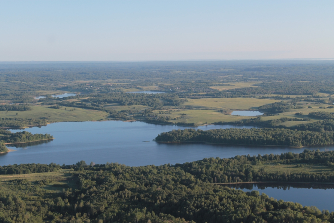 Массив 62 Га между двух озер